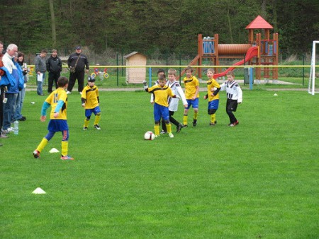 Ml. přípravka - turnaj Chrustenice jaro 2013 (3)